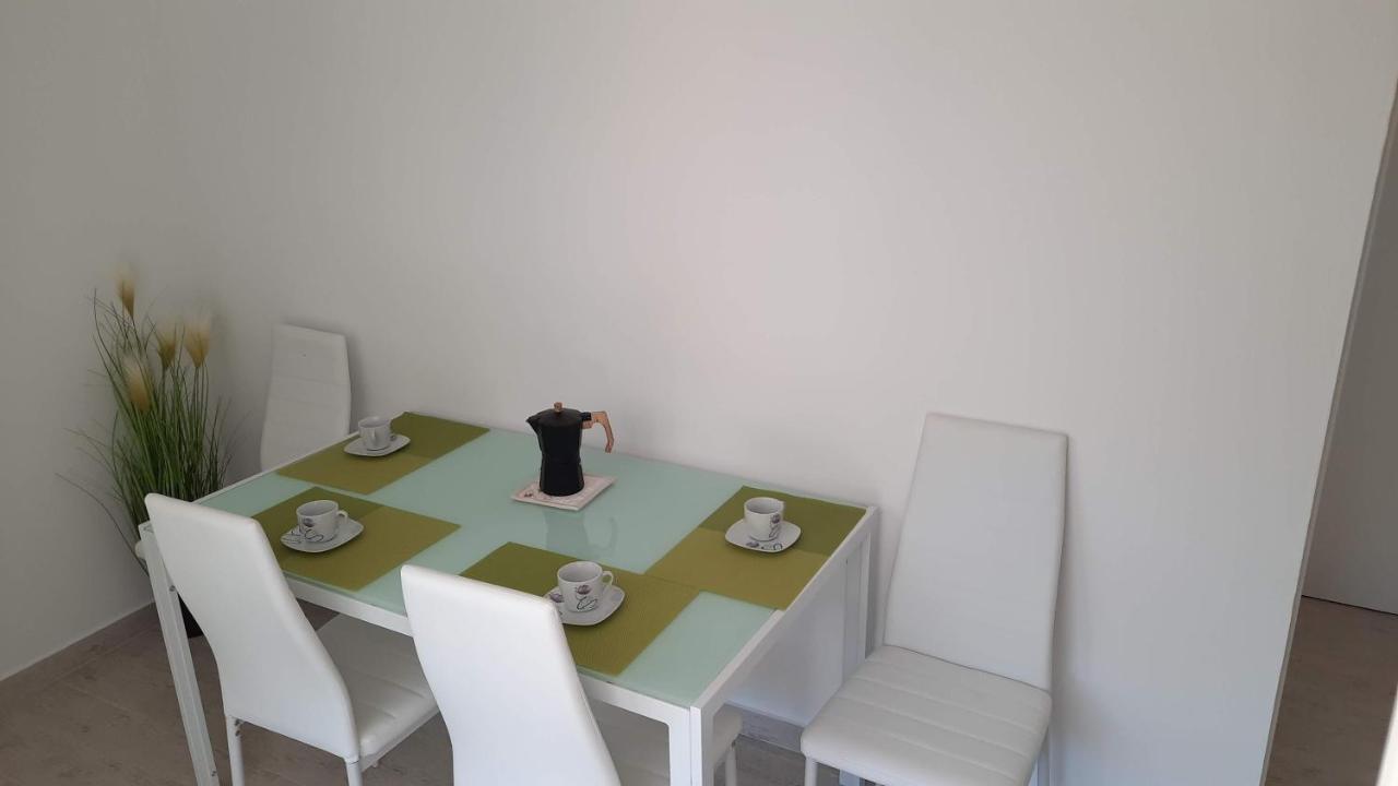 Sveti Ivan Dobrinjski Holiday House Vela Vrta מראה חיצוני תמונה