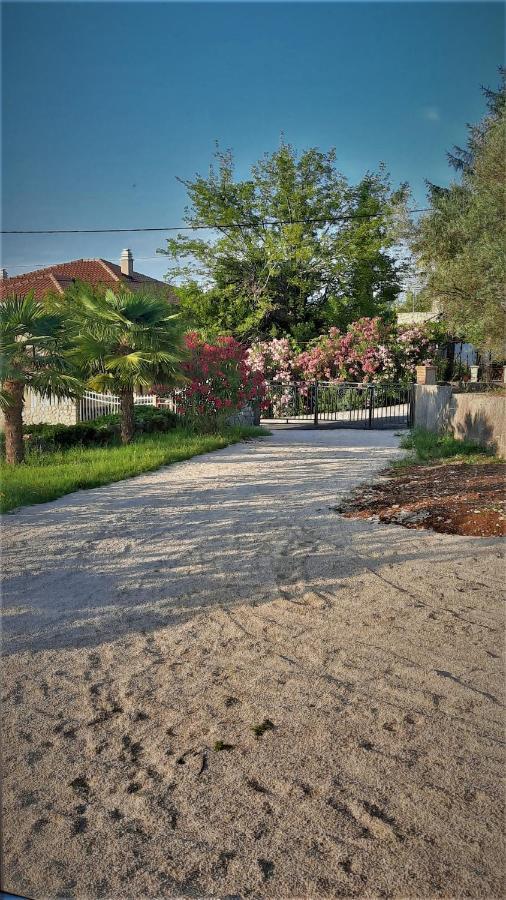 Sveti Ivan Dobrinjski Holiday House Vela Vrta מראה חיצוני תמונה
